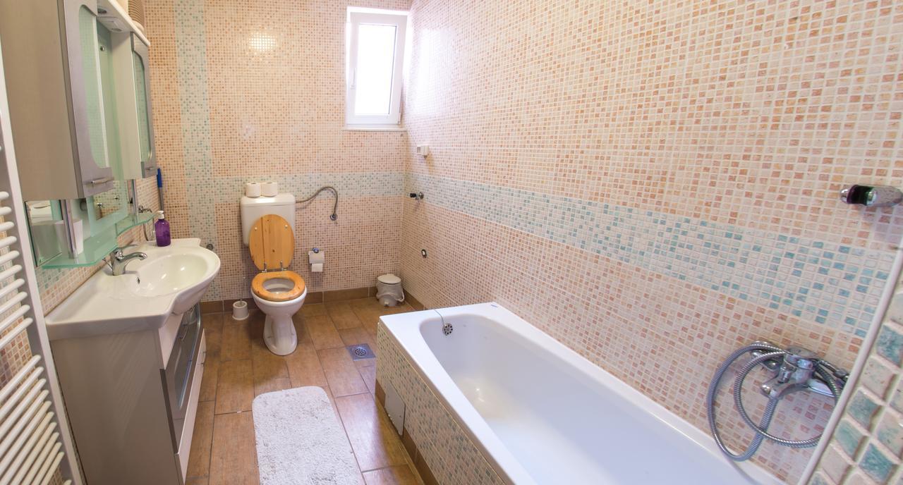 Guesthouse Stari Grad 모스타르 외부 사진
